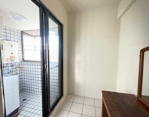 最後一間嶺東精科台水台電陽台大套房 - Image 2