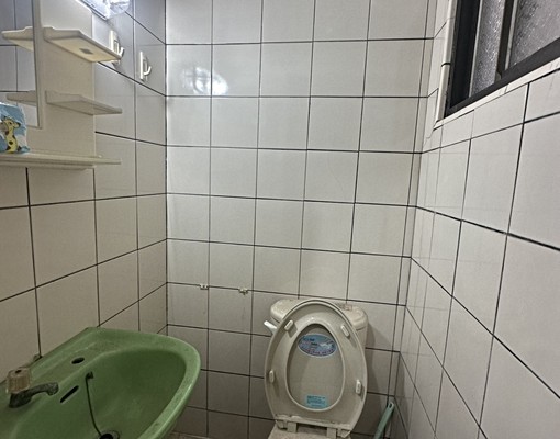 楠梓加工區旁~近台積電~透天厝~保時捷 - Image 6