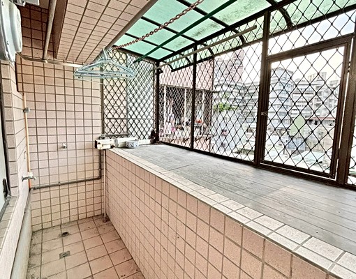 社宅可租補☆府中捷運站旁電梯大樓三房兩衛 - Image 6