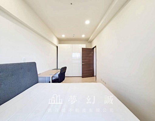 高鐵全配兩房含管.網路。可寵台水電 - Image 5