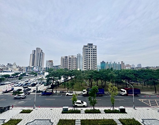 文山特區正面綠植景觀三房平面車位 - Image 4