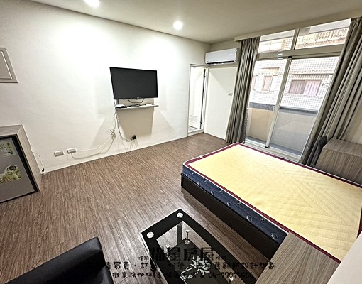 採光通風佳~陽台獨立洗衣機沙發~搶租!!! - Image 6