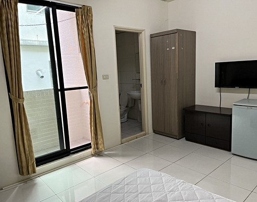 南應大陽台套房B3-302可租補 - Image 2