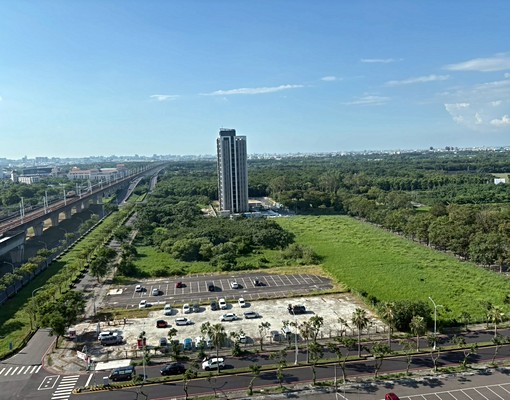 租-春福天駅高樓層景觀好全新兩房平車 - Image 1