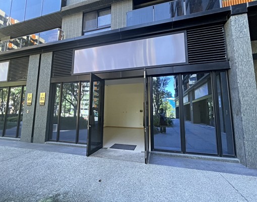 🌈星野沐松區🌈大面寬店面 - Image 1