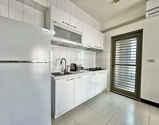 近左營高鐵新光三越溫馨採光兩房左營高鐵大樓 - Image 12