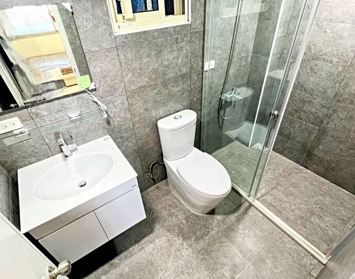 浮洲火車站［秒殺套房］全新裝修.可停機車.陽台.獨洗 - Image 10