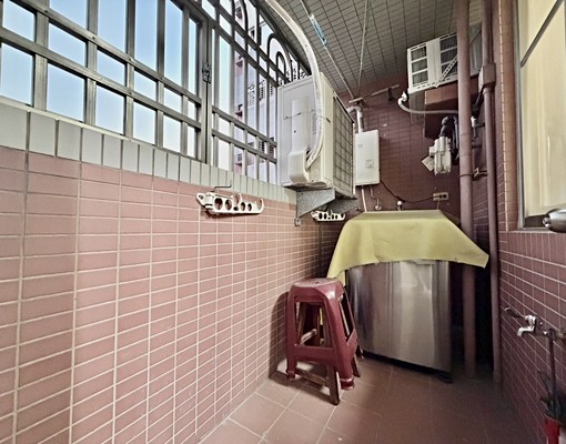 秒殺逢甲🔥超級大間⭐️3+1房空屋💜可租補戶籍💜有車位 - Image 4