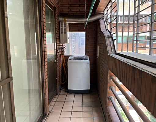 近上楓國小/可租補兩房 - Image 9