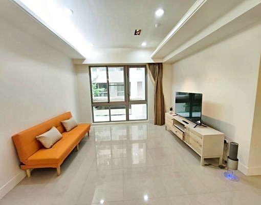 可合租近新莊車站關新路稀有四房有車位 - Image 1