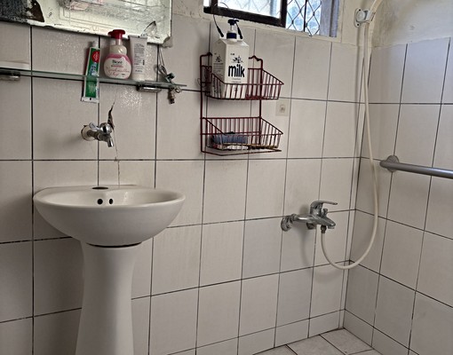 中正路上可停車交通便利大地坪雅房 - Image 4