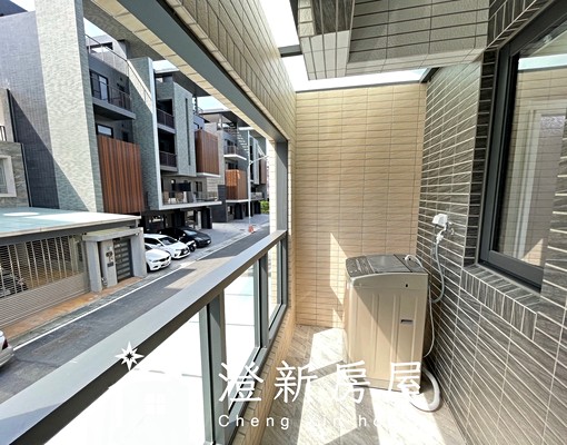 車程2分鐘進台元科技園區/獨立陽台洗衣機/超新屋齡/有電梯 - Image 10