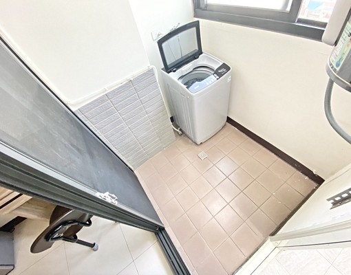 可租補✨附近好停汽車✨電梯套房✨衛浴開窗✨獨洗曬 - Image 12