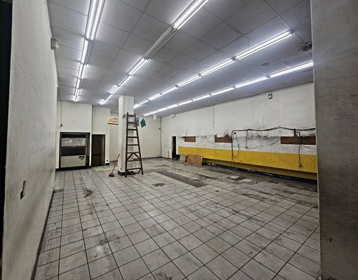 阿俊仔@百年皇宮大面寬出租店面 - Image 15