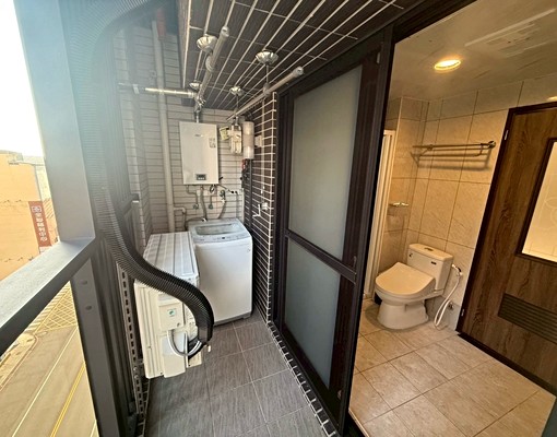 整層/繽海亞灣特區美房/三多百貨商圈/可租補 - Image 6