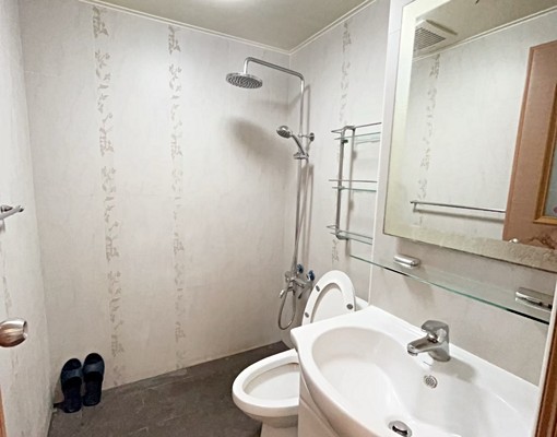 大里區/電梯三房兩衛含管/可租補/獨洗曬 - Image 13