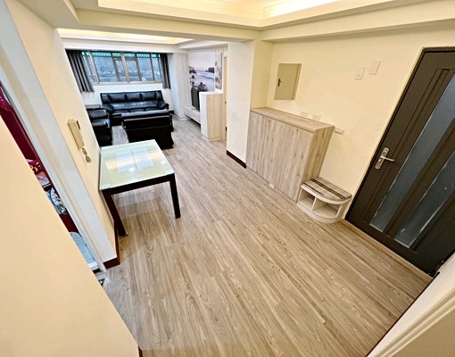 北屯超級俗擱大碗首選✅可寵首選拎包入住超新屋況精品大四房平車 - Image 3