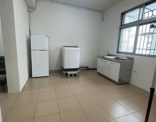 新整理大2房💯室內通風💯採光好💯東山商圈 - 591租屋網 - Image 13