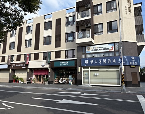 縣府中山路３樓新10坪套房，可開伙，獨立陽台、台電錶、可租補 - Image 13