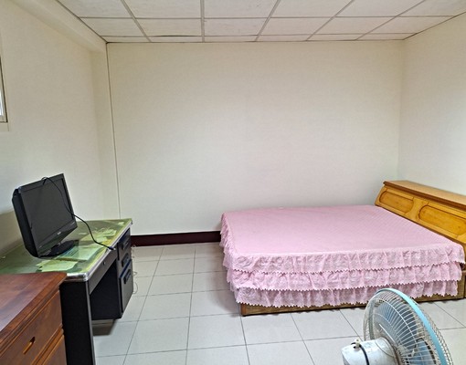 近巨城電梯方正套房 - Image 2