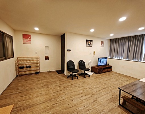 可申請社會住宅補助、屋主直租、全屋節能家電,一卡皮箱即可入住 - Image 3