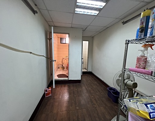 🏭潭子黃金地段廠辨出租 - Image 9
