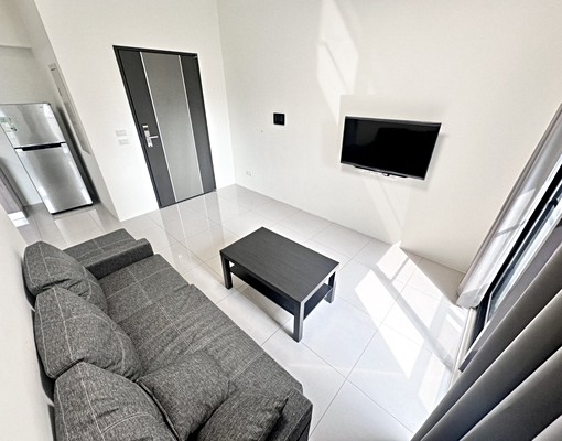 鴻邑璞臻兩房可乖寵可租補🍀質感小資平車位趕緊預約 - Image 3