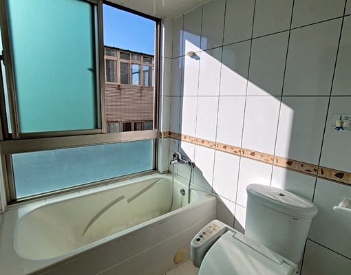 2分上交流道靜巷宅｜三房兩車｜雙開窗衛浴｜三房皆方正採光好 - Image 7