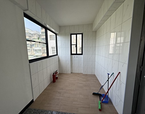 五甲商圈二樓 - Image 6