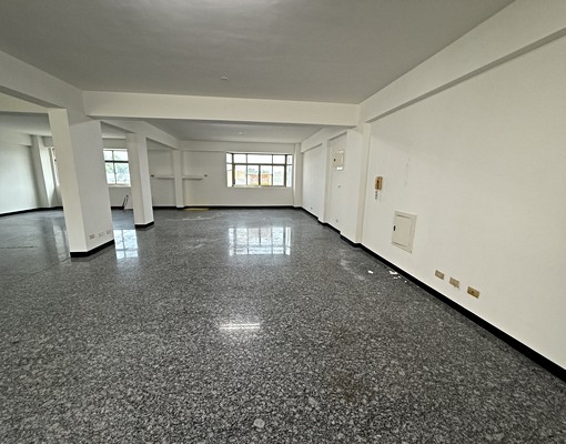 五甲商圈二樓 - Image 12