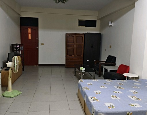 獨立大套房,優質金華社區,生活機能便利,限女性。。 - Image 3