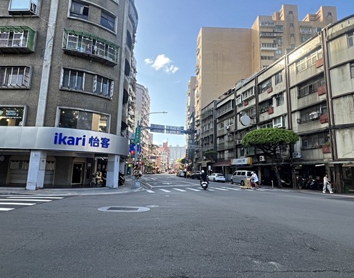 ♦️冷氣可談♦️正對四號公園三房一廳可炊 - Image 8