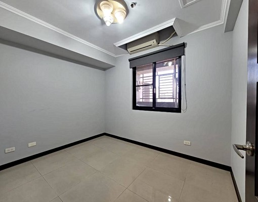 台中西區高樓景觀房含車管生活機能滿分近勤美誠品可租補 - Image 8