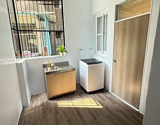 很搶手！鳳山正鬧區五甲、瑞隆商圈陽台獨洗全新完工(整層出租) - Image 12