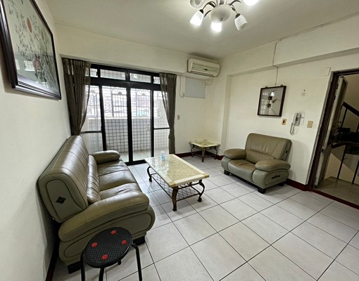 亮亮租屋~市區/電梯/有垃圾集中/可寵物/可補助/可戶籍 - Image 2