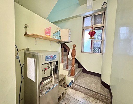 中西區|近西門商圈新光三越｜電梯套房可租補 - Image 13