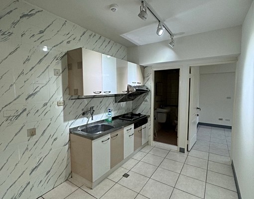 屏東大學三房車位出租 - Image 2