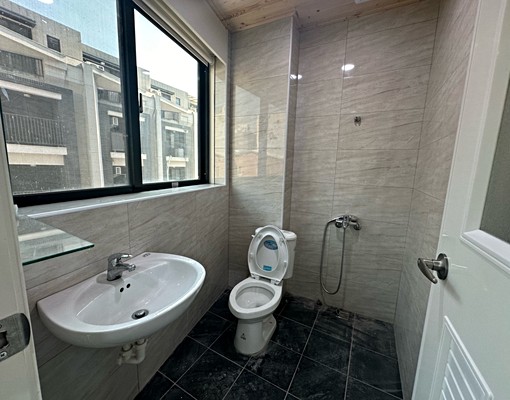 近中國醫★有電梯★租補★獨洗★ - Image 3