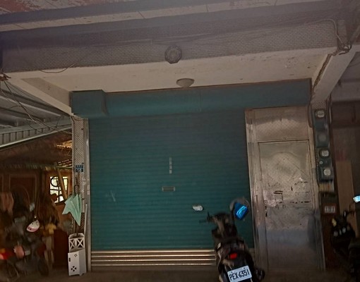 近市場大坪數一二樓透天,適合住家,員工宿舍,倉儲使用 - Thumbnail 1