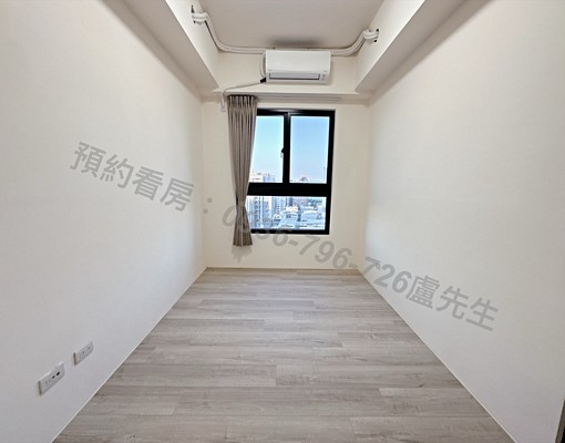 近台元、三民路商圈、全新建案首租、採光好有平面車位 - Image 7