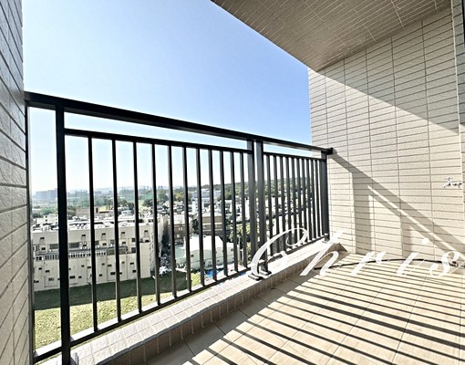 全新視野景觀日製日立家電全系統櫃裝潢雙陽台附平車雙租補 - 591租屋網 - Image 4