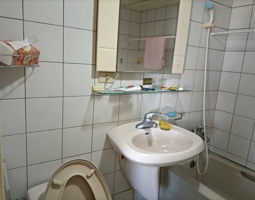 新富路忠孝國小旁F型社區6坪套房8000雅房5500元/月 - Image 5