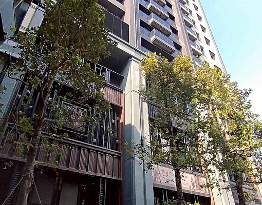 文心綻捷運宅2房附車位~在家就可以坐捷運.明星高中文華高中 - Image 1