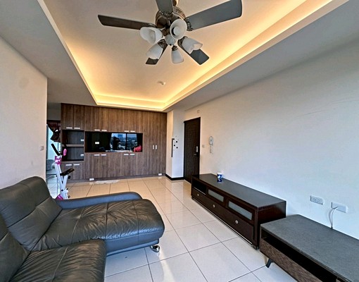 🍎可租補/整層住家/霄裡國小/微笑莊園景觀3房車 - Image 1