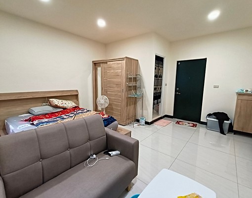 全新大套房居~住品質佳~安靜不吵雜、洗衣機不共用、空間非常大 - Image 15