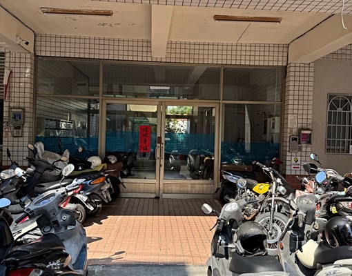 交通方便鬧中取靜近中清捷運站 - Image 1