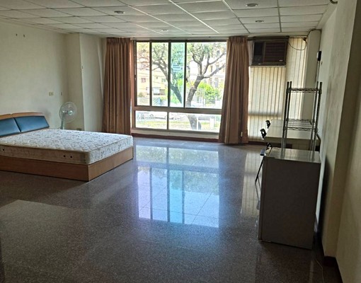 近中國醫套房出租走路3分鐘 - Image 1