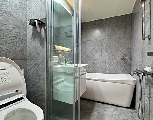 青埔兩房【站前新銳】精美裝潢屋~滿滿系統櫃 - Image 10