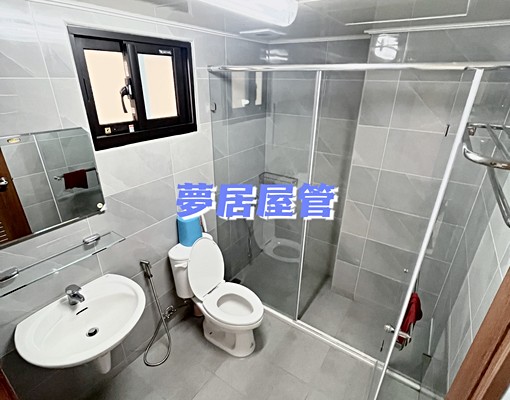 中清路全新大套房，乾溼分離，水泥隔間，雙人加大床！ - Image 3