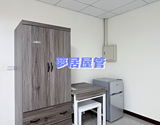 中清路全新大套房，乾溼分離，水泥隔間，雙人加大床！ - Image 5